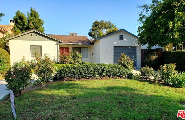 4862 LINDLEY AVE - 4862 Lindley Avenue, Los Angeles, CA 91316