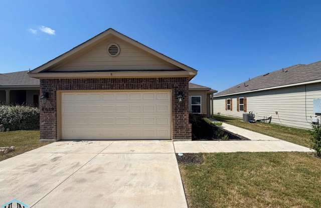 Inviting 3-bedroom, 2-bathroom House, Epitome of Comfort and Style! - 4619 Heathers Star Street, Bexar County, TX 78109