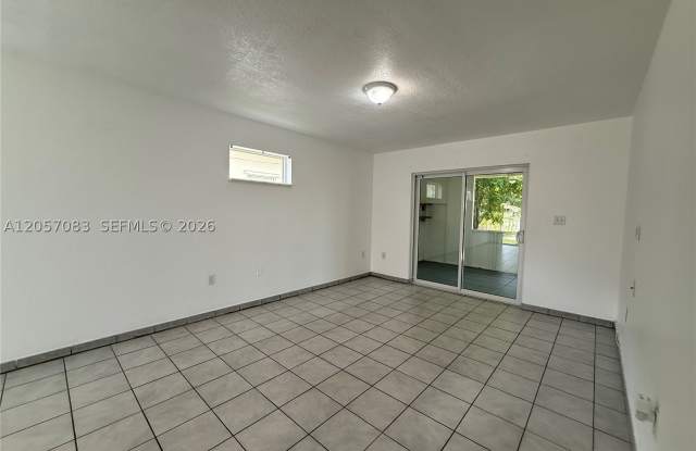 7550 NW 2nd Ter Gallery 4