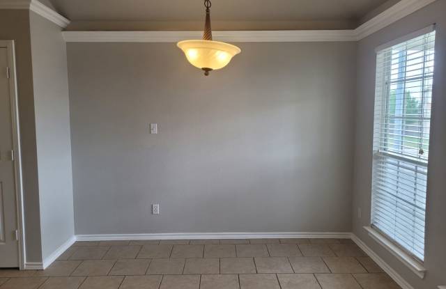 One-Story 3BR Corner Home | Oversized Primary Suite | Detached 2-Car Garage Gallery 4
