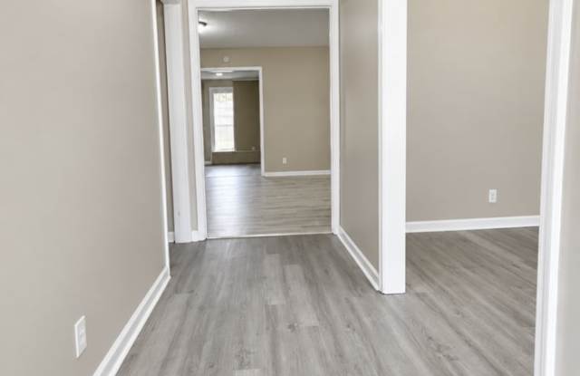 303 Meadowood Avenue Gallery 2
