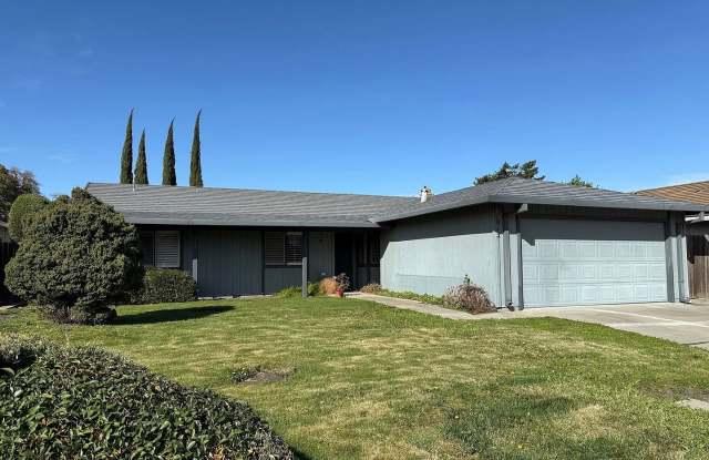 1013 Oakleaf Way photos photos