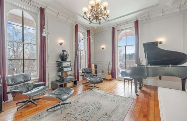 Historic, Character-Rich House - 3 Bed, 3 Bath (2 Full, 2 Half) photos photos