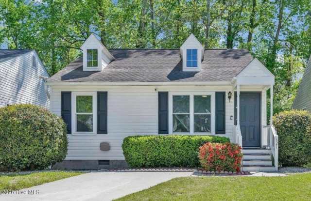 621 Varsity Drive Gallery 1