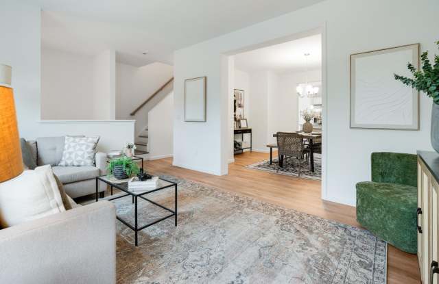 75 Hudson Circle photos photos