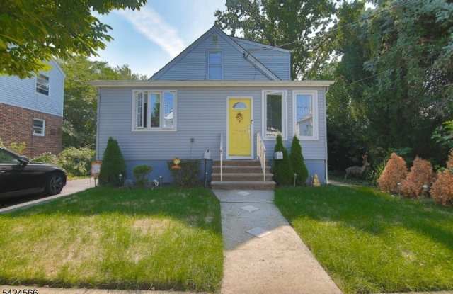 433 Ainsworth St photos photos