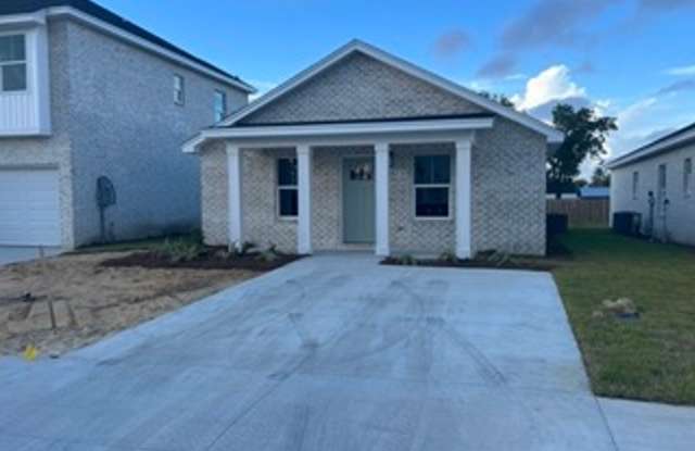 NEWLY CONSTRUCTED - Single-Family House for Rent - 3513 Mill Point Cove, Bay County, FL 32404
