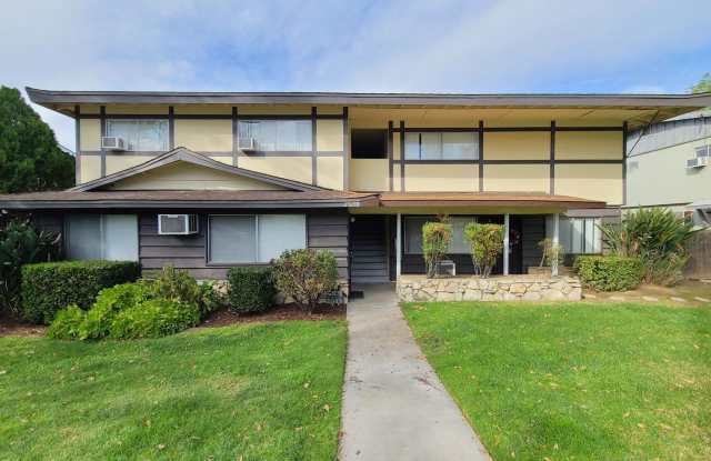 Taylor St-25258 photos photos