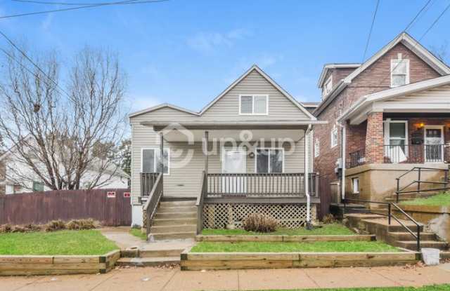 4000 Schiller Place photos photos