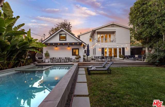 3579 Ocean View Ave photos photos