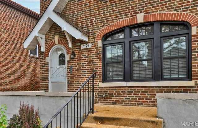 7125 Dartmouth Avenue Gallery 2