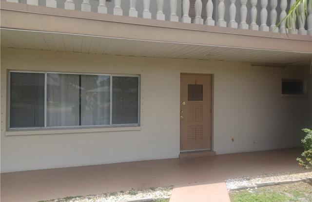 1915 W Lakeview Boulevard unit: 3 photos photos