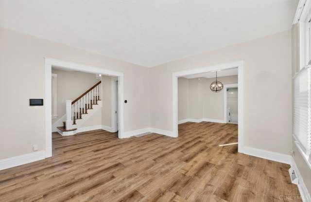 1007 W Loveland Avenue Gallery 4