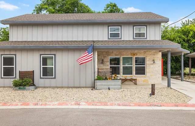 FOR LEASE!! photos photos