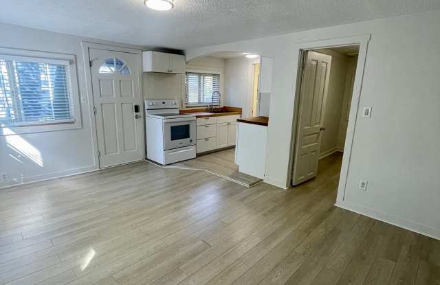 11291 East Shore Drive Gallery 2