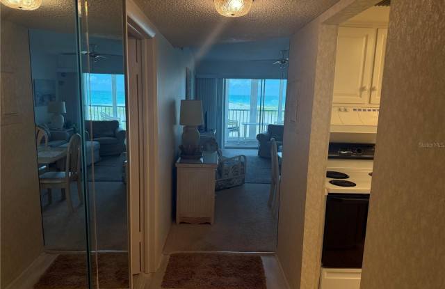 1400 TARPON CENTER Drive Gallery 2