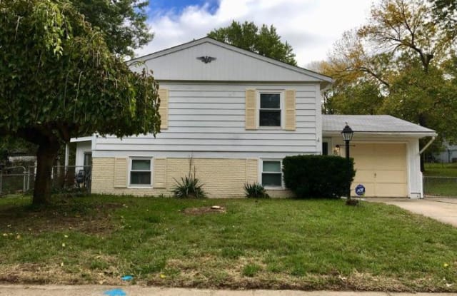 551 North Powahatan Drive - 551 N Powahatan Dr, Independence, MO 64056