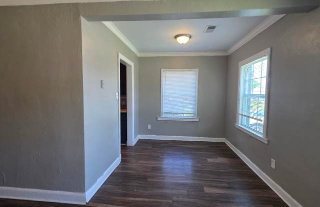 1357 Chadwick Cir Gallery 3