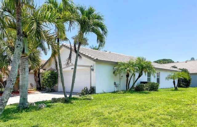 1640 Carriage Brooke Dr photos photos