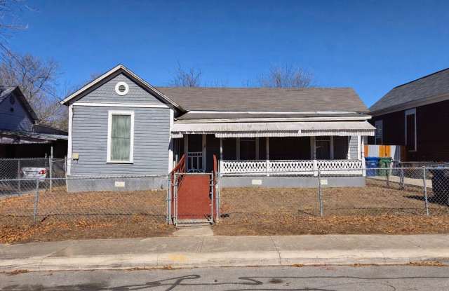 Denver Heights 2 Bedroom Home Gallery 1