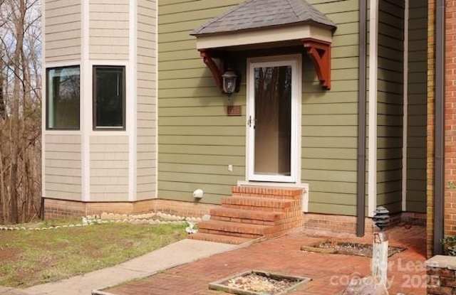 1126 Hanford Place NW photos photos
