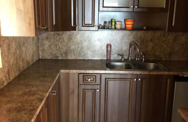 Large 3-1/2 house photos photos