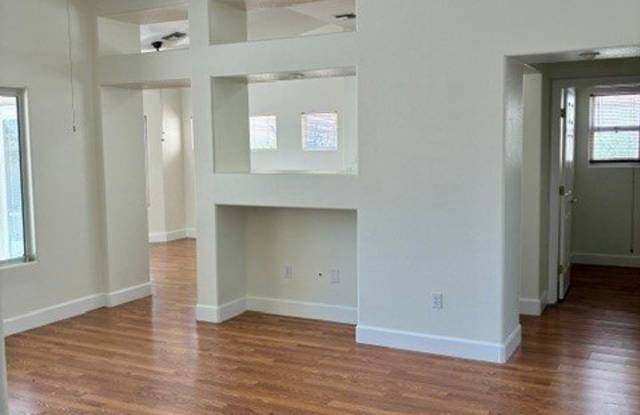 10505 Snyder Avenue Gallery 2