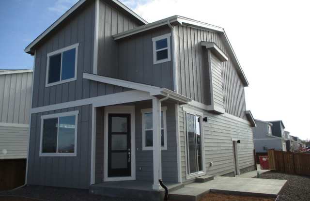 Brand New Berthoud Property facing the Mountains photos photos