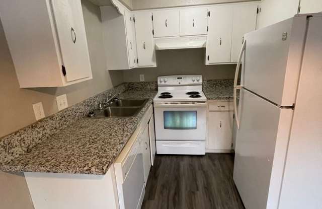 Pet Friendly 2 Bedroom in Lebanon! photos photos Pet Friendly 2 Bedroom in Lebanon! photos photos