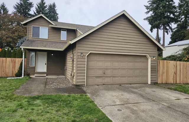 6101 NE 44th Cir - 6101 Northeast 44th Circle, Minnehaha, WA 98661