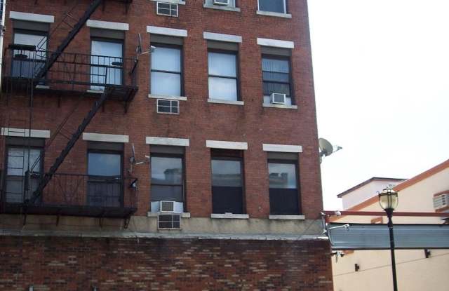 504 CENTRAL AVE photos photos