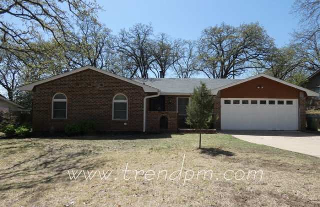 2232 Oak Hill Drive - 2232 Oak Hill Drive, Bedford, TX 76022