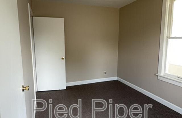 1265 South Galena Avenue Gallery 2