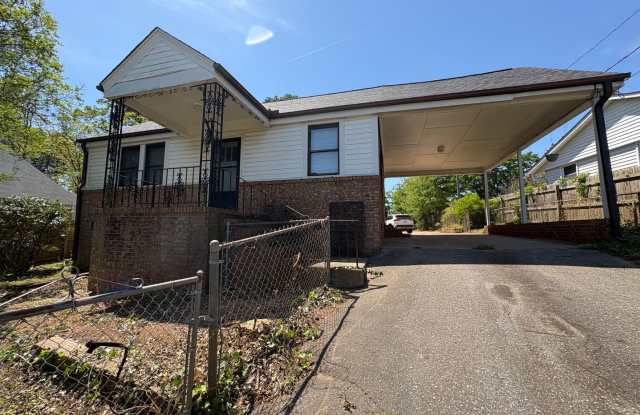 3 Bedroom 2 Bath Home Near Augusta Road !!! Freshly Renovated photos photos 3 Bedroom 2 Bath Home Near Augusta Road !!! Freshly Renovated photos photos