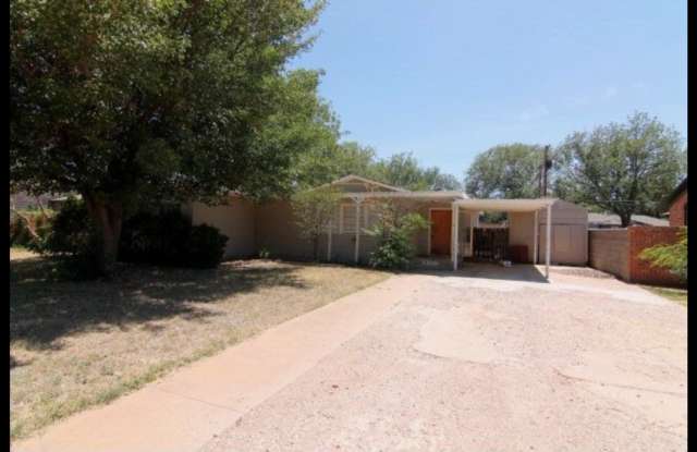 Pre Leasing for Fall 2025!! photos photos