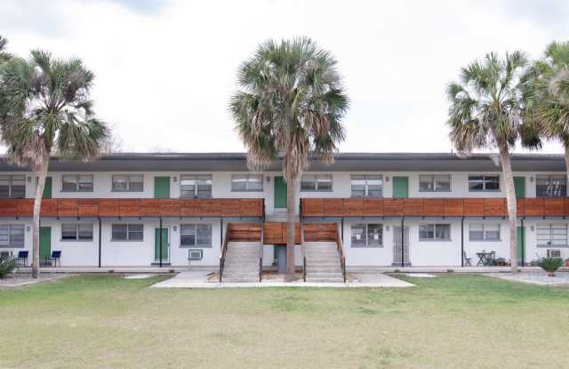 5522 Playa Way photos photos