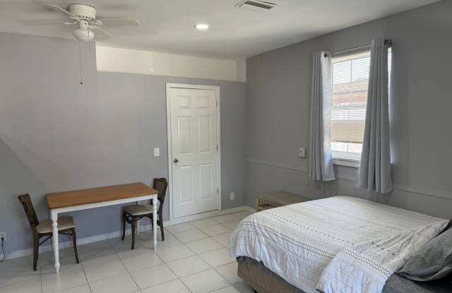 7826 BELLEMEADE Boulevard - 7826 Bellemeade Boulevard, Jacksonville, FL 32211