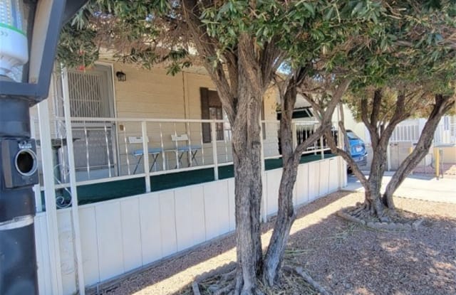 4558 Royal Ridge Avenue - 4558 Royal Ridge Avenue, Spring Valley, NV 89103