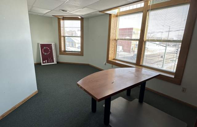 130 1/2 West Lincoln Avenue photos photos