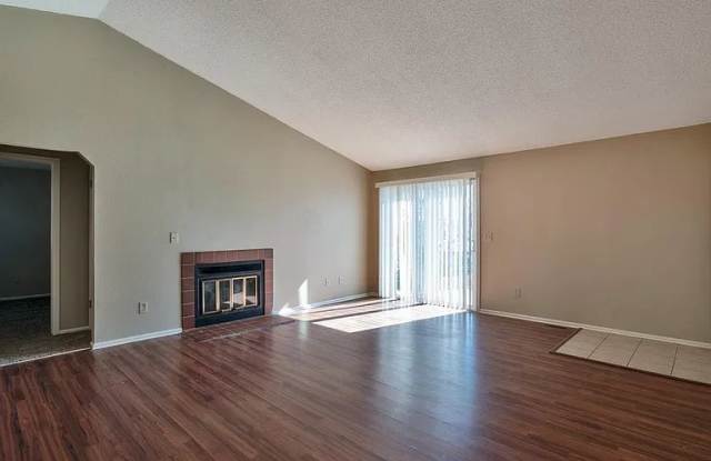 17603 E Cornell Dr, Gallery 4