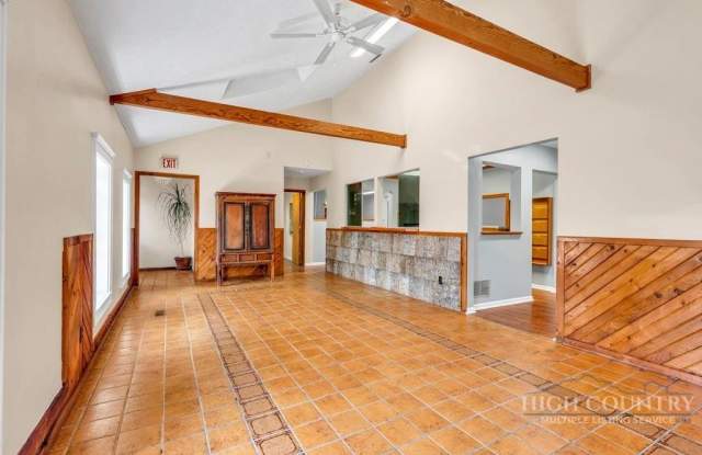 483 Highway 105 Extension Gallery 3