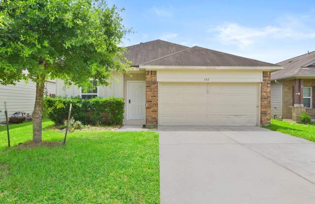 Charming  Spacious: A Must-See Near Lake Houston photos photos