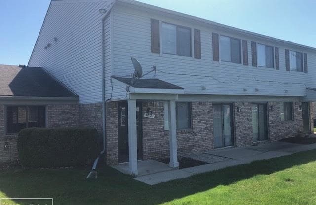50103 S Horst - 50103 South Horst Court, Macomb County, MI 48047