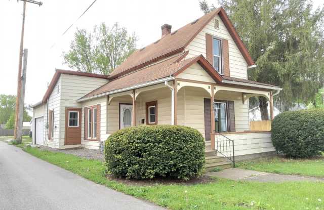 3 Bedroom 1 Bathroom Home in Goshen! photos photos
