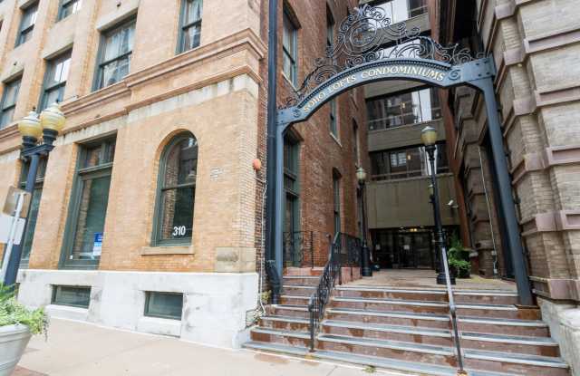 308 West 8th Street - 1 Gallery 1