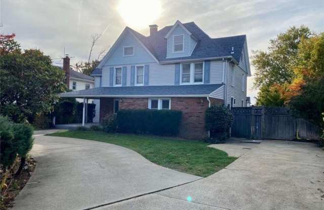 460 Bayview Avenue S unit: 2Nd Fl photos photos 460 Bayview Avenue S unit: 2Nd Fl photos photos