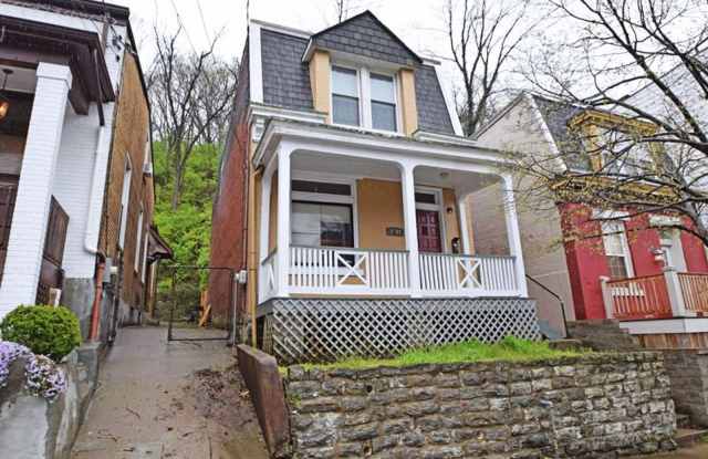 2144 W. Clifton Avenue Gallery 1