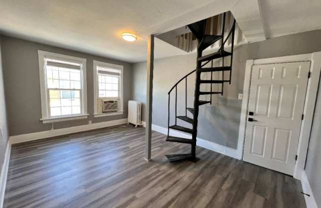 1617 10th Ave 2 - 1617 10th Avenue, Greeley, CO 80631