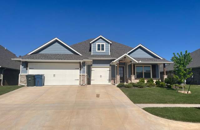 True 4 bedroom with luxury furnishings , convenient community amenities and storm shelter in Edmond Schools!! photos photos