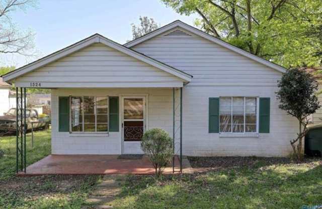 1324 Mckinley Avenue Northeast photos photos